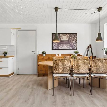 House Near Public Transport Villa Lystrup Exterior photo