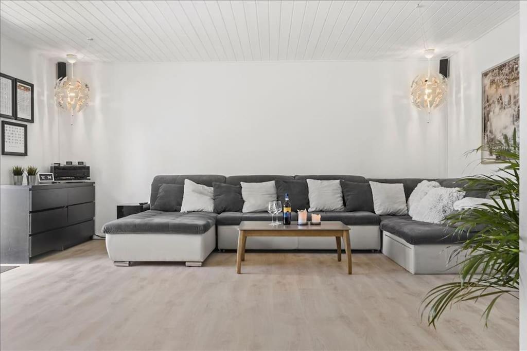 House Near Public Transport Villa Lystrup Exterior photo